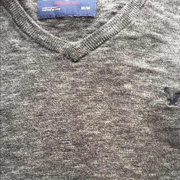 American Eagle Outfitter Men’s V Neck Sweater Heather Grey Medium Athletic Fit - Picture 2 of 11